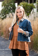 Load image into Gallery viewer, Simply Santa Fe December 2020 Fashion Fix.