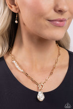 Load image into Gallery viewer, Paparazzi Courting Cosmopolitan - Gold Necklace