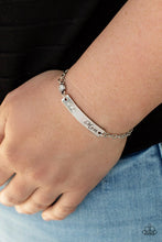 Load image into Gallery viewer, Paparazzi Mom Always Know White - Bracelet