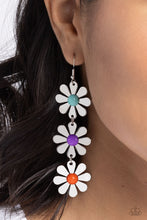 Load image into Gallery viewer, Paparazzi Daisy Dame - Purple Earrings
