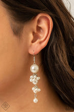 Load image into Gallery viewer, Paparazzi Fiercely  Fifth Avenue Complete Trend Blend Fashion Fix March 2021
