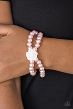 Load image into Gallery viewer, Posh and Posy - Pink.
