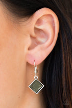 Load image into Gallery viewer, Feeling Inde-PENDANT- Green.
