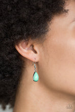 Load image into Gallery viewer, Jaw-Dropping Diva - Green.
