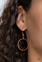 Load image into Gallery viewer, Paparazzi Ring In The Radiance - Copper Necklace
