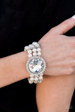 Load image into Gallery viewer, Speechless Sparkle Gold Bracelet.
