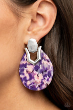 Load image into Gallery viewer, Paparazzi HAUTE Flash - Purple Earrings
