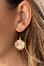 Load image into Gallery viewer, Paparazzi Circulating Shimmer - Gold Necklace
