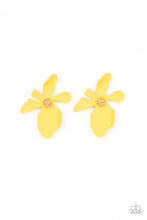 Load image into Gallery viewer, Paparazzi Hawaiian Heiress - Yellow Earrings
