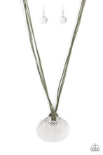 Load image into Gallery viewer, Paparazzi Rural Reflex - Green Necklace
