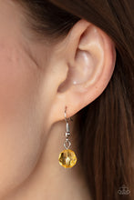 Load image into Gallery viewer, Paparazzi Tropical Hideaway - Yellow Necklaces

