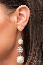 Load image into Gallery viewer, Paparazzi The Courtney Zi Collection Necklace
